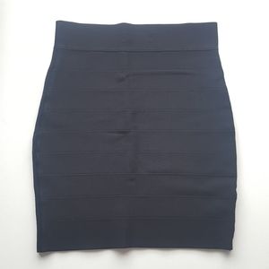 Le chateau small black seamless bandage skirt